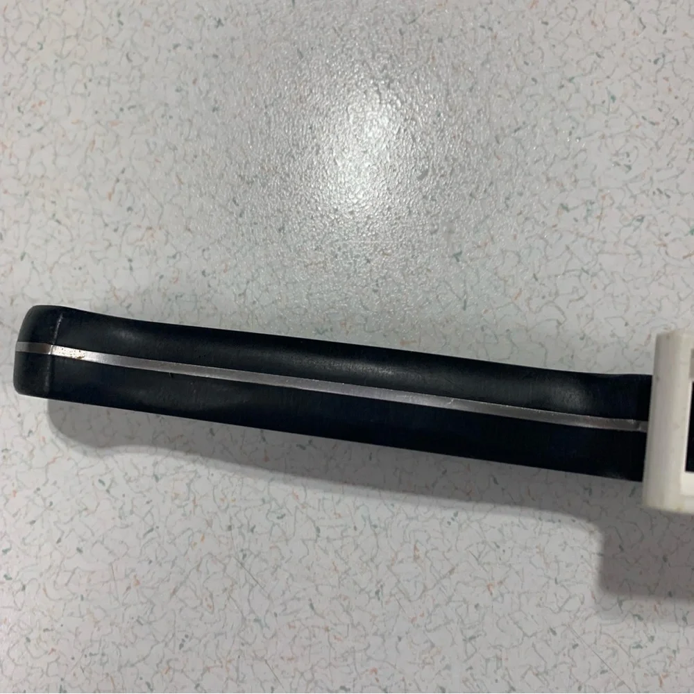 Pampered Chef 6” Chef's Knife with Self Sharpening Case Sheath Retired Item